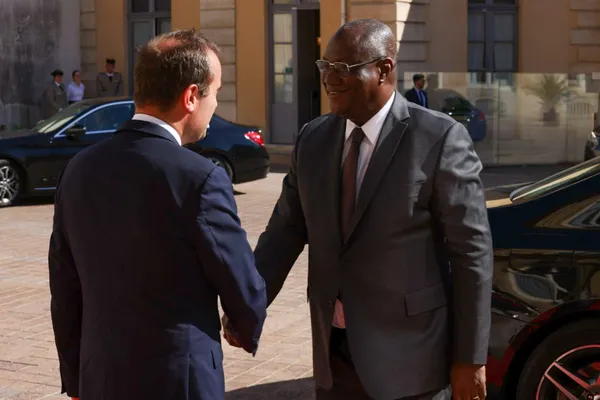 Téné Birahima Ouattara chez le ministre français des Armées à Paris