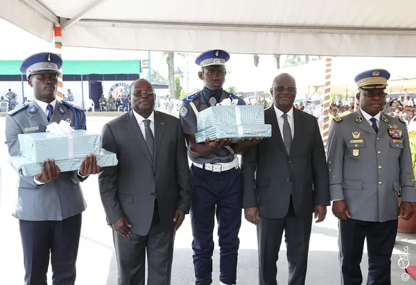 Ecole de Gendarmerie d’Abidjan: deux majors de promotion distingués