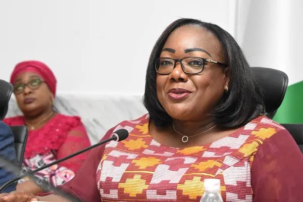 Fonction publique : Anne Ouloto sort « l’arme » fatale contre la corruption