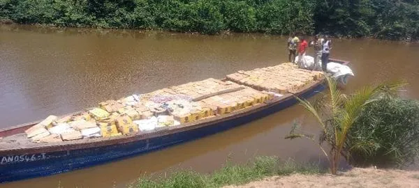 Aboisso: saisie de 1353 cartons de liqueur à Assouindé