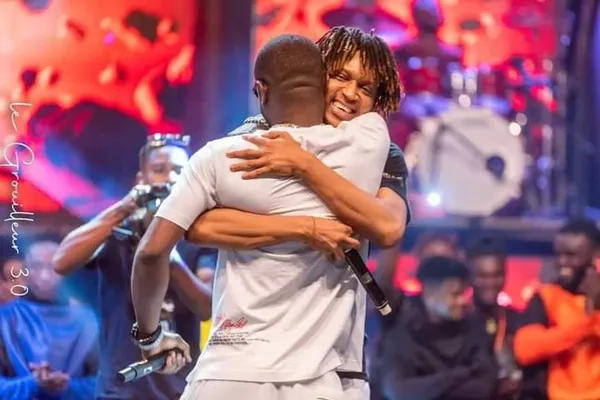 Yodé et Siro à Safarel Obiang et Ariel sheney:  « faites la paix vraie et non la paix photographique »