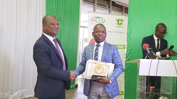 Prix d’Excellence 2022: Assalé Tiemoko, 2ème meilleur Maire de Côte d’Ivoire