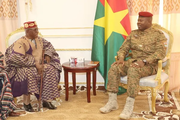 Transition Burkina: les chefs de canton du Nahouri encouragent Damiba