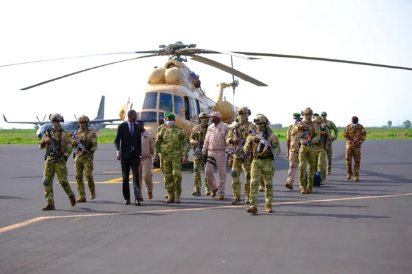 Intervention armée de la CEDEAO: le Burkina et le Mali déploient des avions de combat au Niger