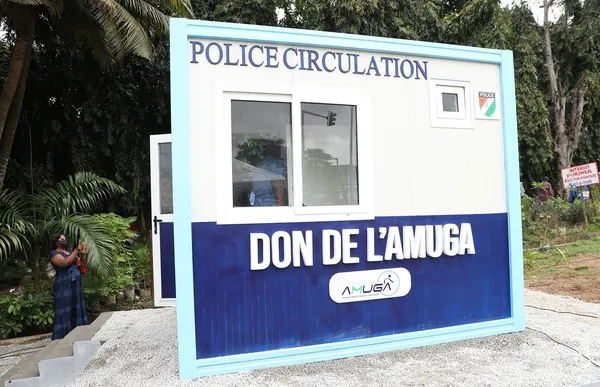 AMUGA: remise de box à la police ivoirienne