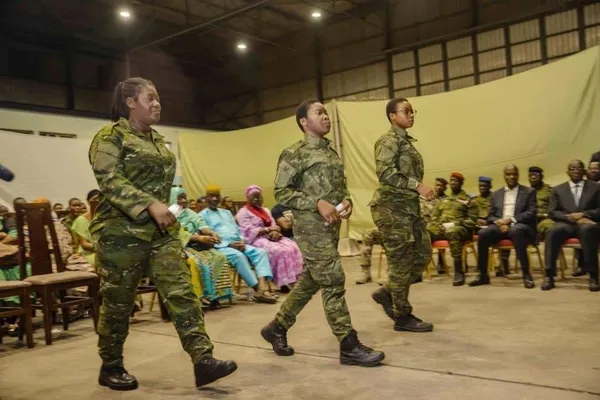 Libération 3 militaires ivoiriens Mali: un « bon signe », selon le gouvernement ivoirien