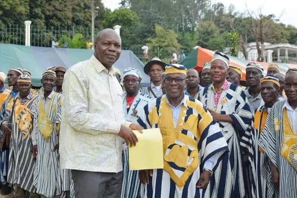 Retour au RHDP: les chefs traditionnels du Tonkpi félicitent Mabri pour « sa sagesse »