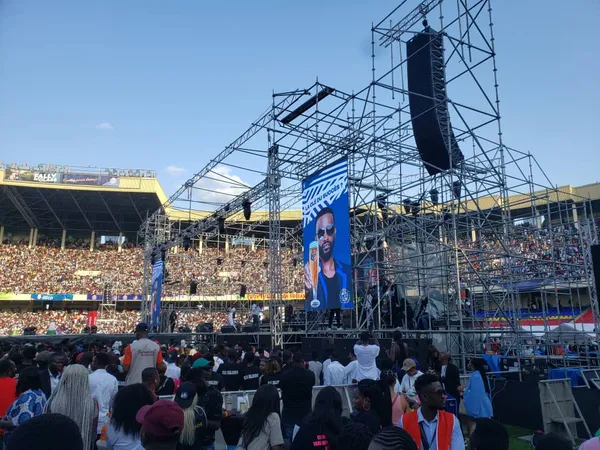 11 morts au concert de Fally Ipupa à Kinshasa: la star congolaise réagit enfin