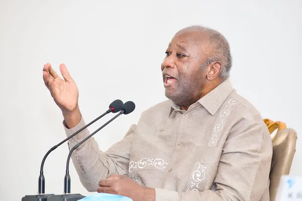 Titrologie 27 octobre 2022 : revue de la presse ivoirienne, 2023 et 2025, Gbagbo donne des instructions fermes au PPA-CI