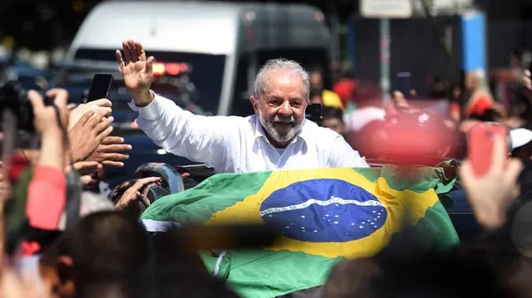 La leçon Lula aux hommes politiques africains: « Pas besoin de coup d’Etat, de verser le sang »