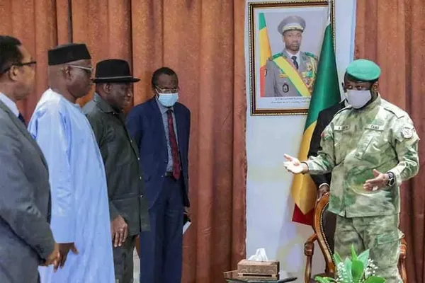 Mali: Assimi Goïta de retour dans les bonnes grâces de la CEDEAO ?