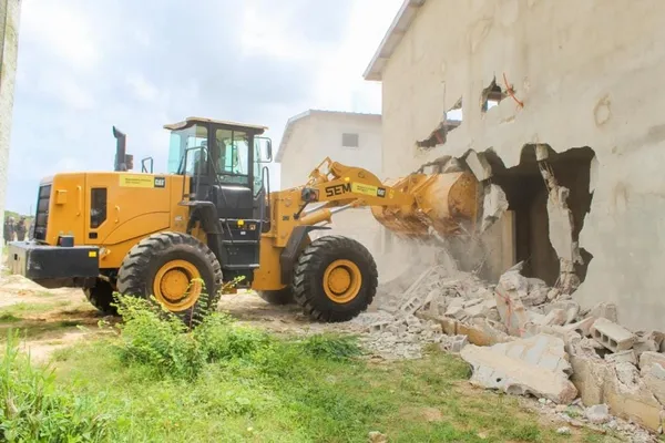 Bingerville: le ministère ivoirien de la Construction démolit plusieurs villas issues de différents programmes immobiliers