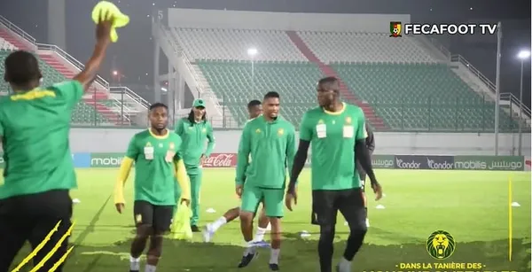 Mondial 2022: Eto’o rechausse les crampons et participe à l’entraînement des « Lions Indomptables » au Cameroun