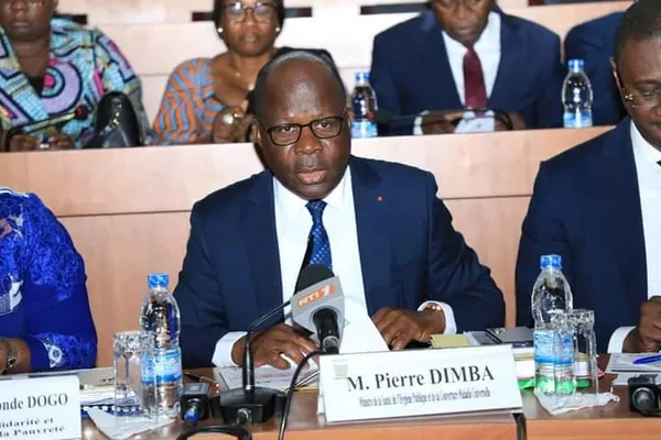 Côte d’Ivoire : le budget 2023 du ministère de la santé, 691 milliards adoptés