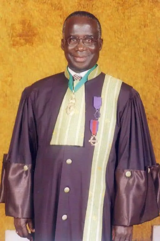 « Ces dangereux vieux qui font honneur à la Côte d’Ivoire » ( Vincent Toh Bi)