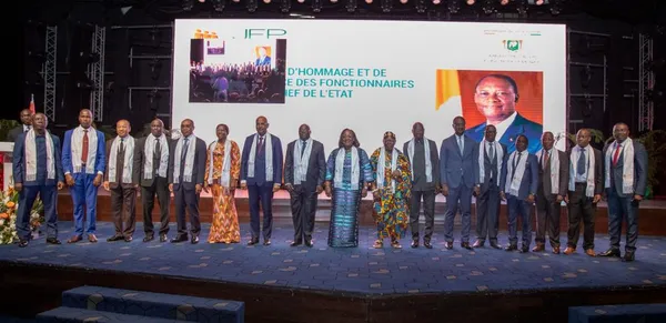 Journées de la Fonction publique 2022: les fonctionnaires rendent hommage à Ouattara