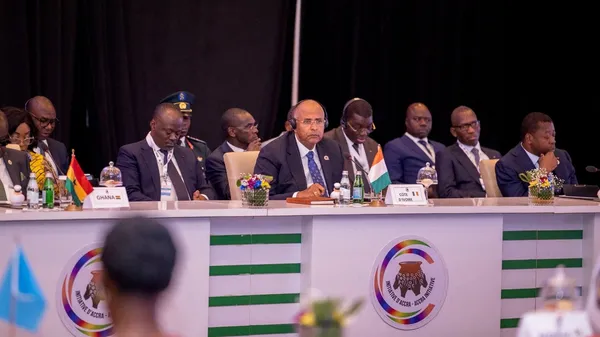 Lutte contre le terroriste : Patrick Achi au 59e Sommet  des Chefs d’Etat à Accra
