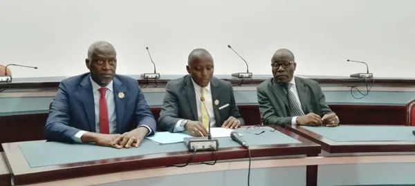 Loi sur la presse, la communication et les taxes des matériaux de construction : le PPA-CI oppose un rejet catégorique