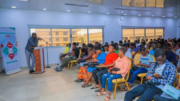 Université virtuelle de Côte d’Ivoire (UVCI): le taux d’insertion des étudiants se situe à 73%