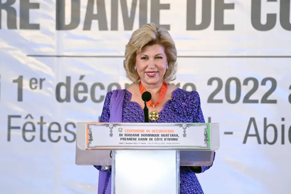 Dominique Ouattara, lors de la cérémonie de décoration : « de nombreux défis restent à relever et nous y arriverons »
