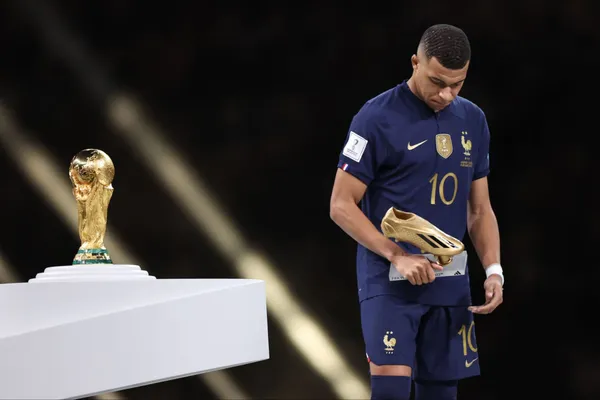 Classement Forbes : Kylian Mbappé, le footballeur le mieux payé au monde devant Messi et Cristiano, le Top 10
