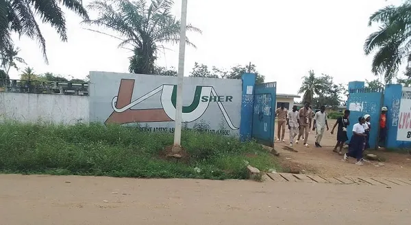 Le Lycée Moderne de Grand Lahou cambriolé: le vigile lutte contre la mort après avoir reçu plusieurs coups de couteaux