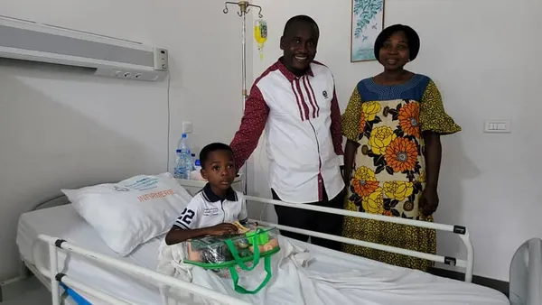 Noël 2022: le PPA-CI de Gbagbo couvre de cadeaux les enfants du Plateau