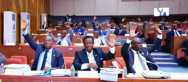 Côte d’Ivoire : adoption du projet de loi de finance rectificative du budget 2022 de l’Etat