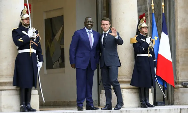 La France renforce ses liens avec le Kenya