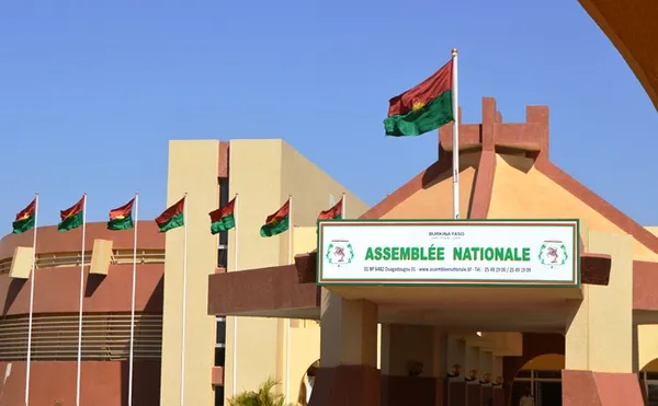 Burkina : 1,491 milliards FCFA la dette des députés