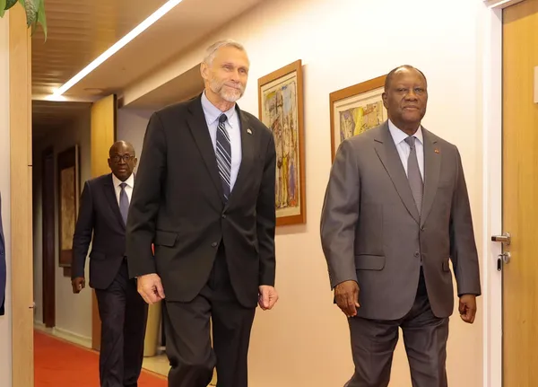 « La Côte d’Ivoire impressionne par son élan » selon l’ambassadeur des États-Unis, Richard Bell