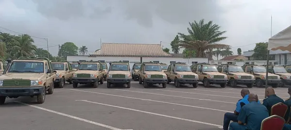 Les Forces Françaises font don de 33 véhicules et autres équipements militaires à la Côte d’Ivoire