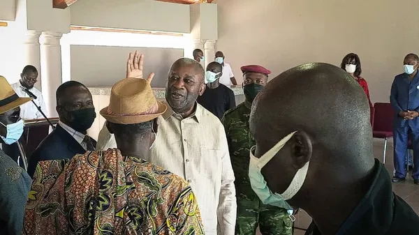 Les 35 Chefs de villages de Guiberoua, Dignago et Galebré chez Gbagbo: « Laurent, notre espoir »