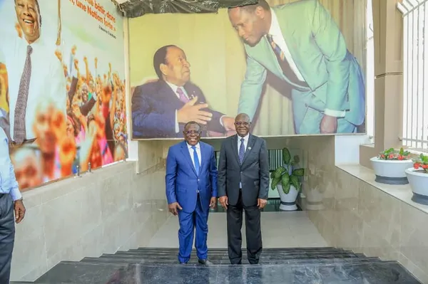 Gilbert Koné Kafana visite le chantier du siège du RHDP
