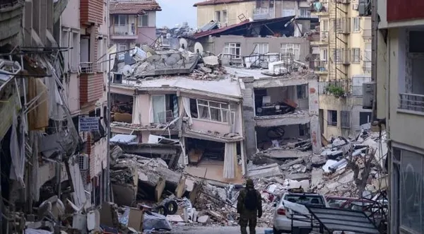 Séisme en Turquie et en Syrie : plus de 30 000 morts, nouveau bilan