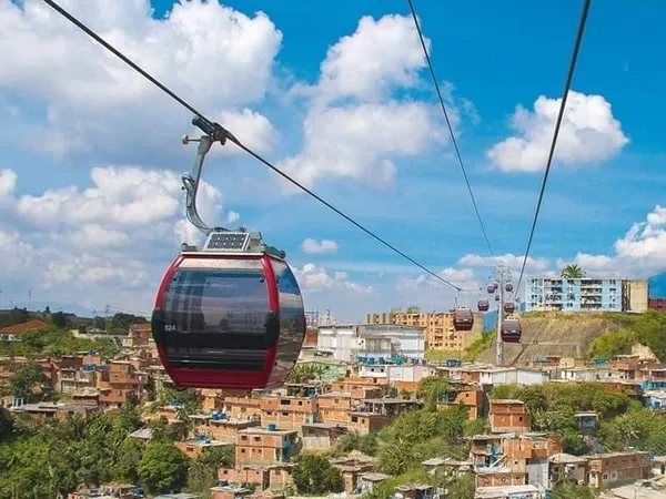 Ligne téléphérique à Abidjan : projet de construction d’une ligne de téléphérique Yopougon – Plateau