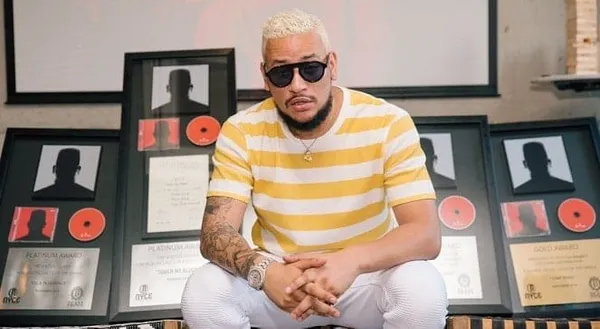 Le rappeur AKA tué par balle à la sortie d’un restaurant à Durban