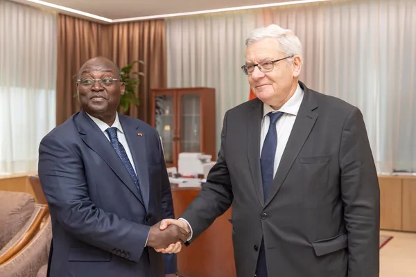 Le PCA de BNP Paribas, Jean Lemierre, chez le Vice-Président de Côte d’Ivoire, Tiémoko Koné