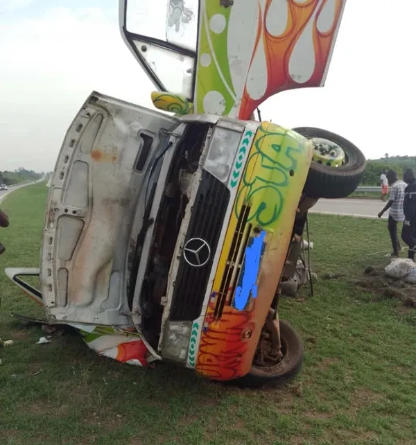 Accident à Toumodi: un véhicule fait une sortie de route, 3 victimes