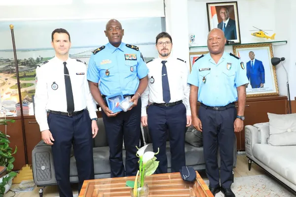 Des experts français en statistiques criminelles chez le patron de la police ivoirienne