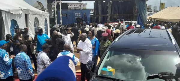 Fête de la Renaissance du PPA-CI : Arrivée de Laurent Gbagbo à la place Ficgayo de Yopougon: en images