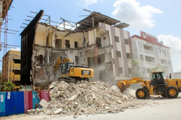 Marcory Remblais : démolition par le ministère de la Construction d’un immeuble R+4 ce mercredi 26 avril
