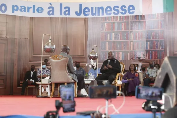 Gbagbo échange avec la jeunesse ivoirienne et panafricaine