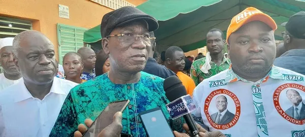 Jacques Assahoré face à la colère des militants du RHDP de Sakassou: « c’est le président Ouattara qu’on met en difficulté »