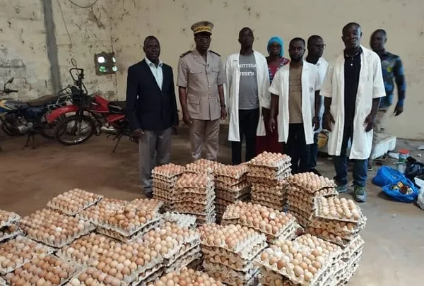 Marché de Dabou : Plus de 800 plaquettes d’œufs avariés saisies