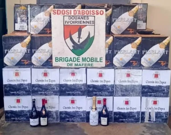 Côte d’Ivoire : saisie de 726 bouteilles de vin sur l’axe Noé-Aboisso par la Brigade mobile de Maferé