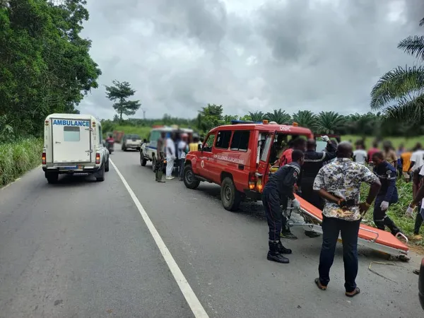 Accident à Odienné: un massa fait une sortie de route, 5 morts