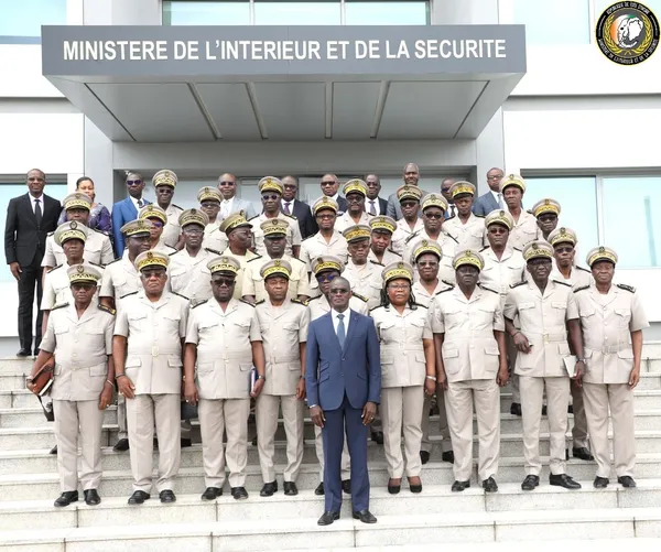 Administration du territoire: le ministre Vagondo Diomandé échange avec les préfets de région