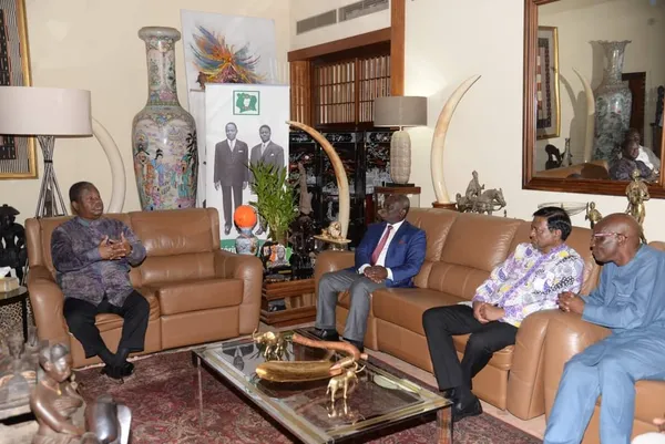 Paix en Côte d’Ivoire : l’ancien compagnon de Mandela chez Bédié et Gbagbo