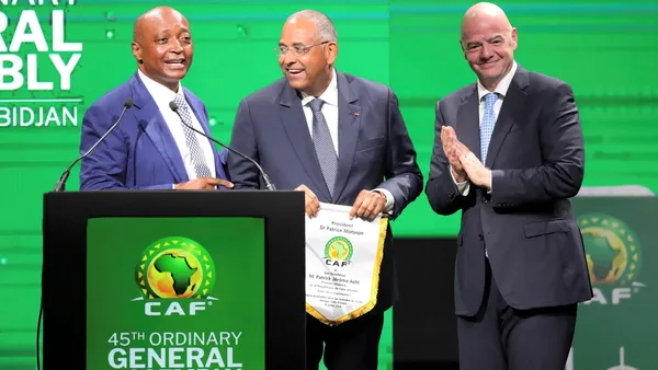 Patrick Achi remercie le Président de la CAF, Dr Motsepe, pour son « service rendu à l’Afrique »